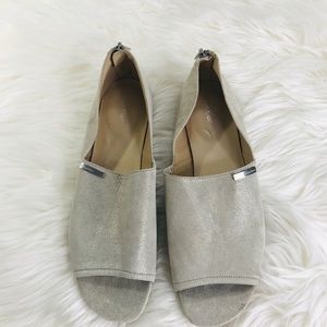 NWOT Calvin Klein Women’s Sandals